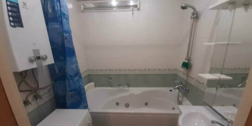 2-комн квартира улица Петра Романова,  д. 5