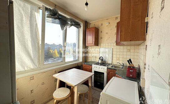 Продажа 1-комн квартиры на вторичном рынке ул Купчинская,  д. 13,  к. 3