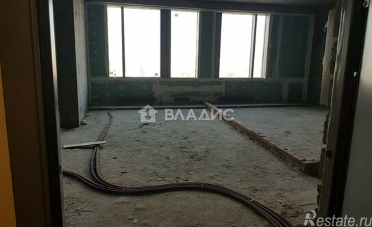 Продажа 2-комн квартиры на вторичном рынке Мосфильмовская улица,  д. 8