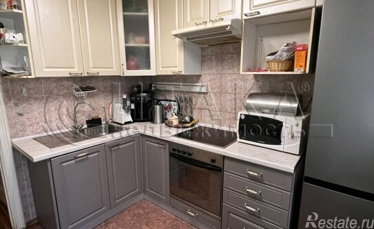 Продажа 3-комн квартиры на вторичном рынке ул Савушкина,  д. 130,  к. 1