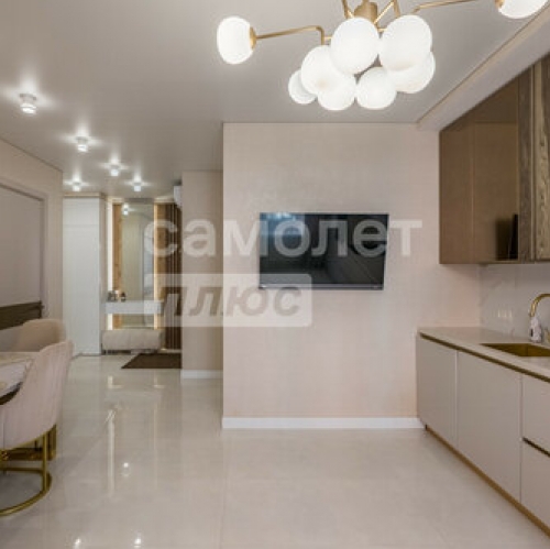 3-комн квартира Обуховской обороны пр-кт,  д. 70 к4 с1