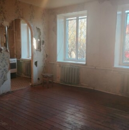 Продажа 1-комн квартиры на вторичном рынке Петергоф г, Гостилицкая ул,  д. 7