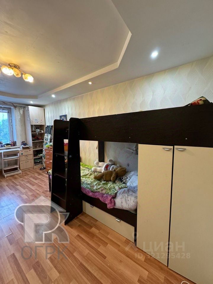 Продажа 2-комн квартиры на вторичном рынке д. Федурново, улица Авиарембаза, 3