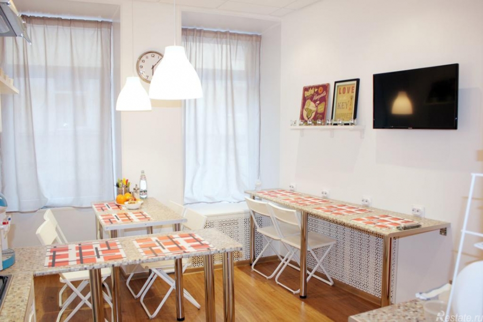 Продажа торгового помещения 7-я Советская ул,  д. 28