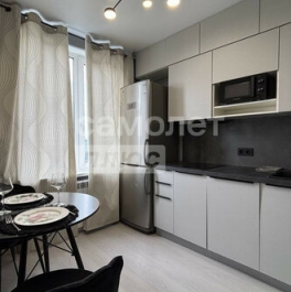 Продажа 1-комн квартиры на вторичном рынке улица Рокотова,  д. 8 к2