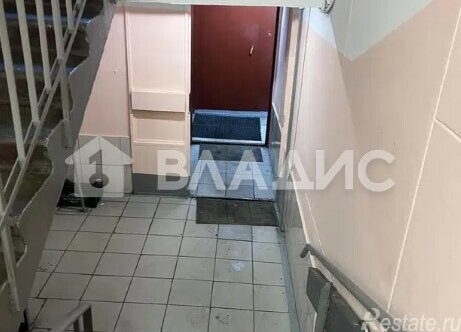 Продажа 2-комн квартиры на вторичном рынке Ташкентская улица,  д. 17 к1