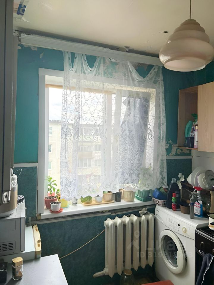 Продажа 2-комн квартиры на вторичном рынке пос. Спутник, 9