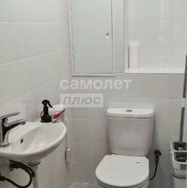 Продажа 1-комн квартиры на вторичном рынке Осенний бульвар,  д. 12 к10