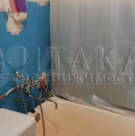 Продажа 3-комн квартиры на вторичном рынке 14-я линия,  д. 31-33