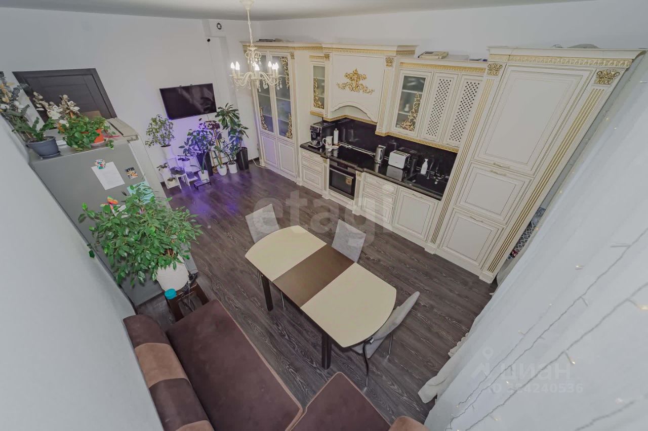 Продажа 3-комн квартиры на вторичном рынке улица Владимира Пчелинцева, 6к2