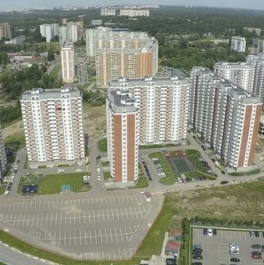Продажа 2-комн квартиры на вторичном рынке Кучино, Речная улица,  д. 10
