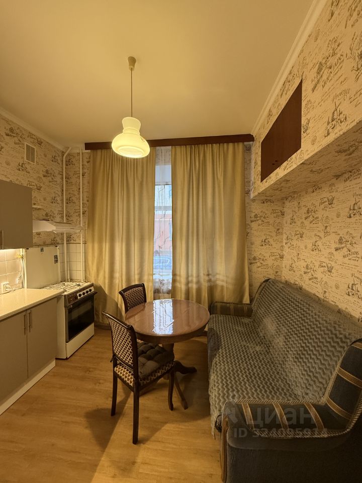 Аренда 2-комн квартиры на вторичном рынке Шмитовский проезд, 6