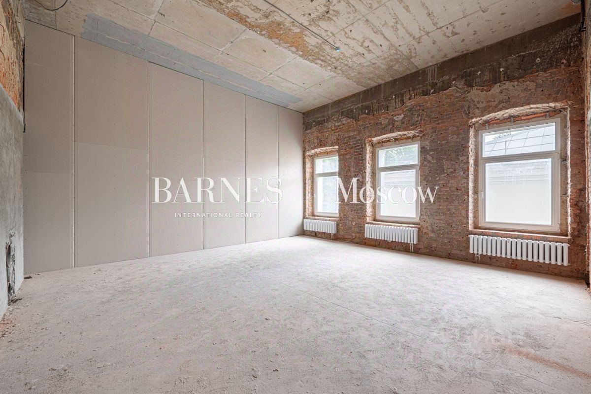 Продажа 1-комн квартиры на вторичном рынке улица Петровка, 26С3