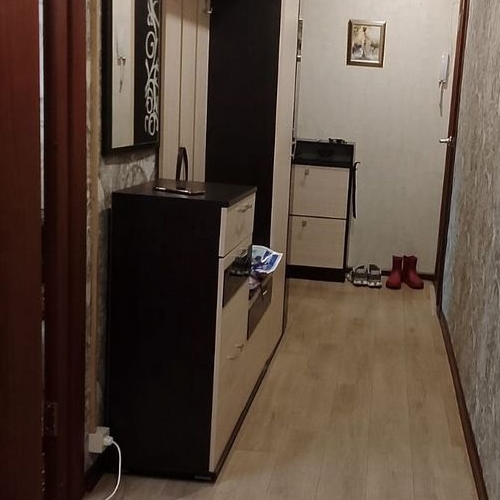 3-комн квартира пос. Сосново, улица Никитина, 20