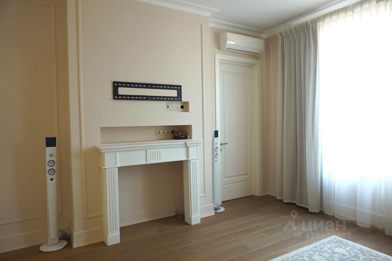 Продажа 5-комн квартиры на вторичном рынке Парадная улица, 3к2