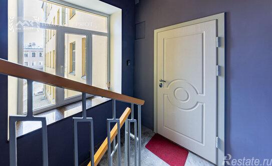 Продажа 2-комн квартиры на вторичном рынке улица Лабутина,  д. 3