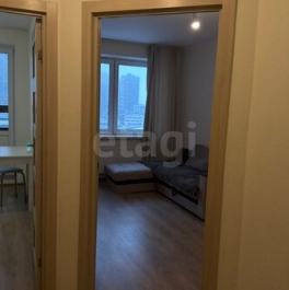Продажа 1-комн квартиры на вторичном рынке Русановская ул,  д. 18 к1