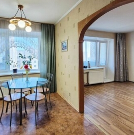 Продажа 3-комн квартиры на вторичном рынке ул Типанова,  д. 34,  к. 2