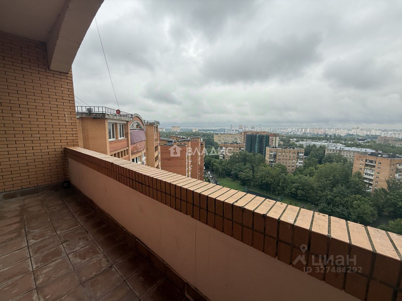 Продажа 4-комн квартиры на вторичном рынке Красногорск, Школьная улица, 9