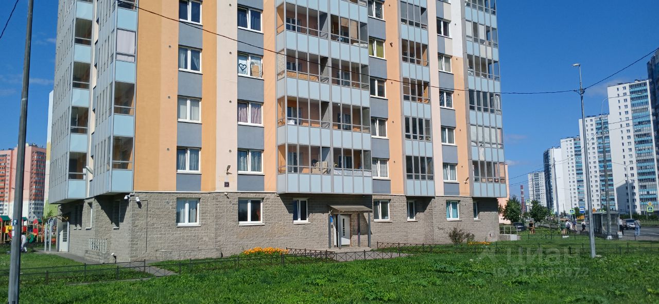 Продажа 1-комн квартиры на вторичном рынке дорога Муринская, 64