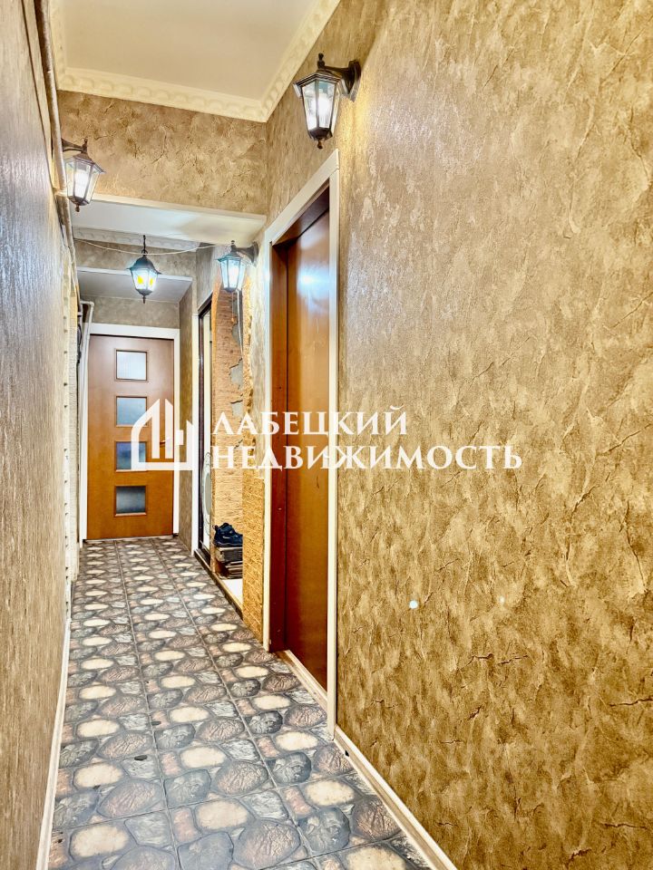 Продажа 3-комн квартиры на вторичном рынке д. Лесколово, улица Зеленая, 68