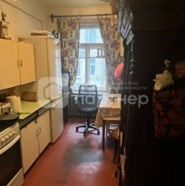 Продажа 3-комн квартиры на вторичном рынке Полозова улица,  д. 10