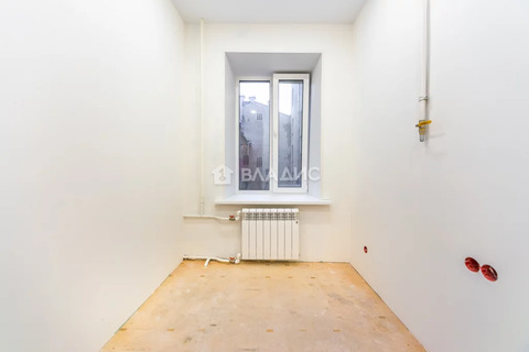 Продажа 3-комн квартиры на вторичном рынке ул. Можайская,  д. 30