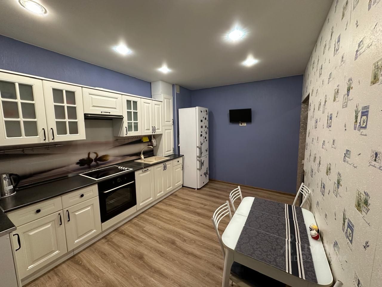 Аренда 3-комн квартиры на вторичном рынке Лопатино пгт, улица Сухановская, 8