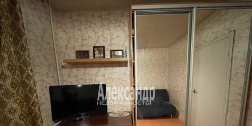 3-комн квартира Стародеревенская ул. ,  д. 23,  к. 1