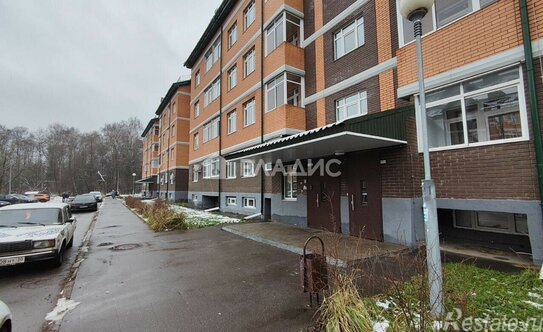 Продажа 2-комн квартиры на вторичном рынке ул Жемчужная,  д. 1,  к. 15