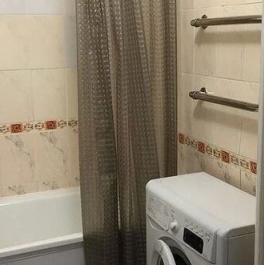 Аренда 1-комн квартиры на вторичном рынке ул Академика Комарова,  д. 3,  к. 2