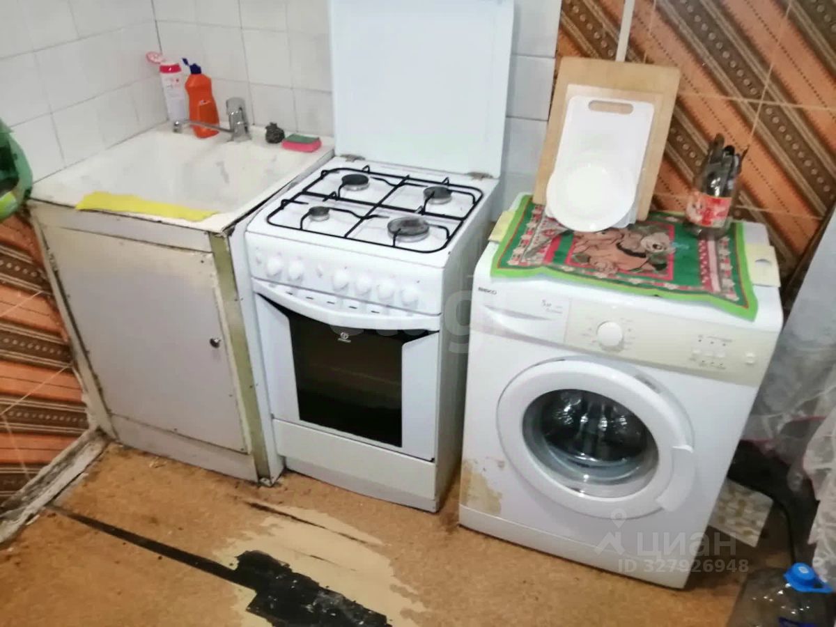 Продажа 2-комн квартиры на вторичном рынке Пересвет, улица Строителей, 6