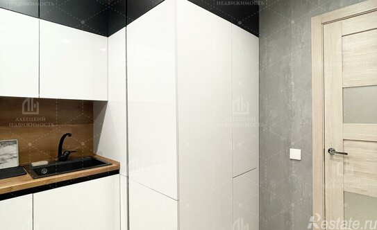 Продажа 1-комн квартиры на вторичном рынке Пражская улица,  д. 14