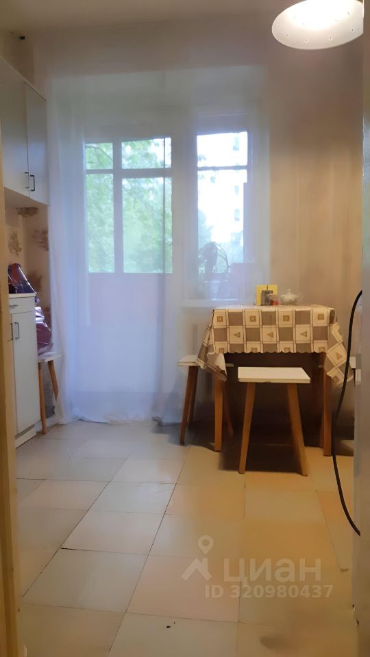 Продажа 2-комн квартиры на вторичном рынке улица Гамалеи, 23К2