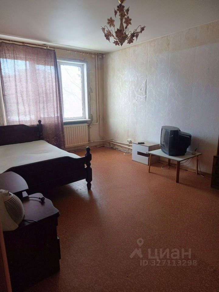 Продажа 1-комн квартиры на вторичном рынке улица Десантников, 20к1