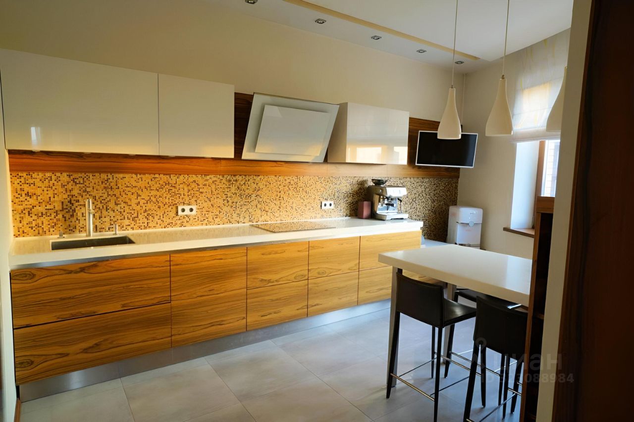 Продажа 3-комн квартиры на вторичном рынке Химки, улица Лавочкина, 13к1