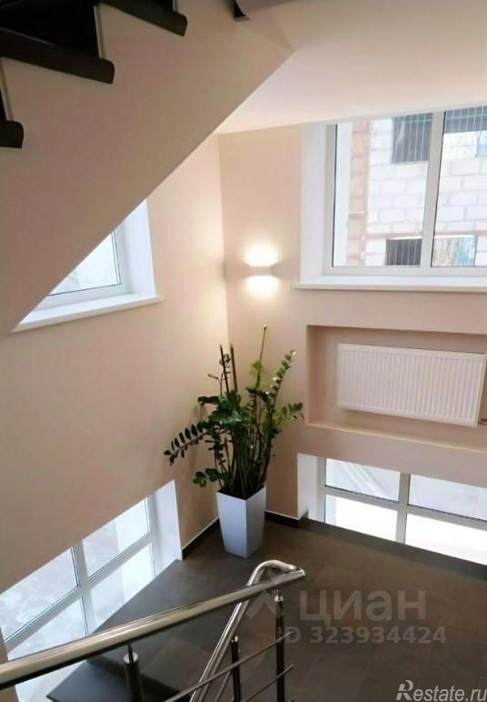 Аренда отдельного здания Спасоглинищевский Б. пер,  д. 9/1 с6