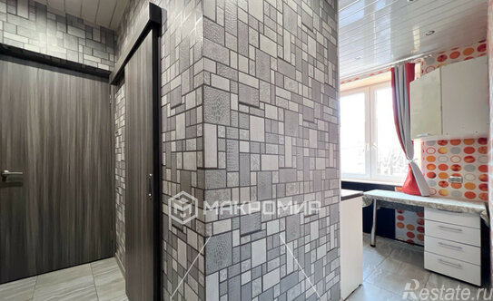 Продажа 2-комн квартиры на вторичном рынке Каменноостровский пр-кт,  д. 64 литС