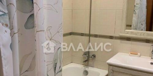 3-комн квартира ул Кантемировская,  д. 3,  к. 5