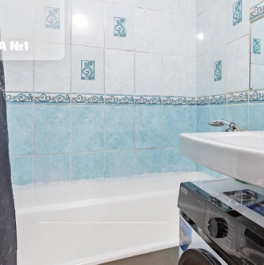 Продажа 3-комн квартиры на вторичном рынке Парашютная ул,  д. 79,  к. 1 стр 1