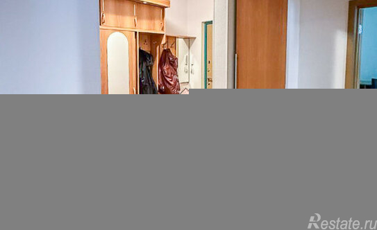 Продажа 2-комн квартиры на вторичном рынке улица Чекистов,  д. 38