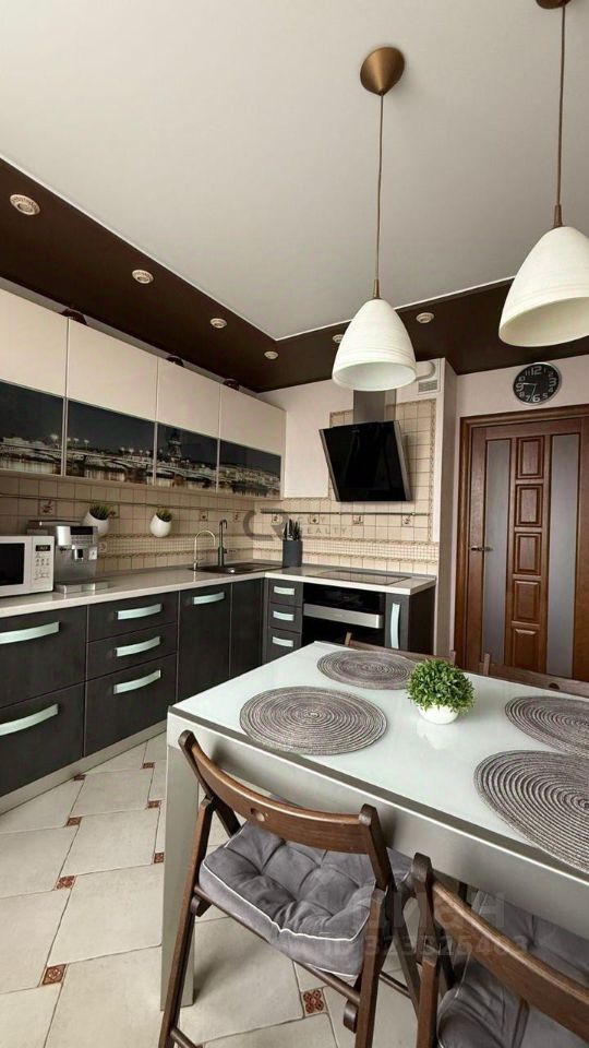 Продажа 3-комн квартиры на вторичном рынке пос. Шушары, Славянка тер., шоссе Колпинское, 34к1