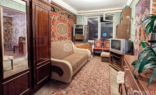 Продажа 2-комн квартиры на вторичном рынке улица Белы Куна,  д. 17 к1