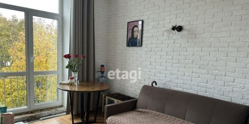 3-комн квартира улица Маршала Говорова,  д. 5/4