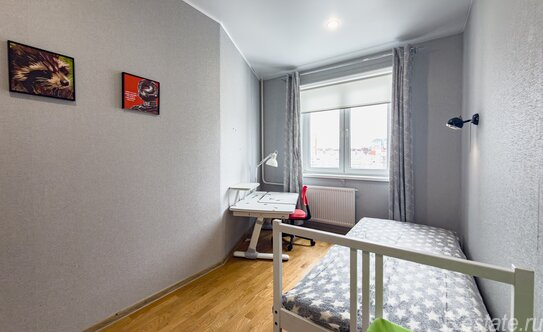 Продажа 4-комн квартиры на вторичном рынке Богатырский пр-кт,  д. 58 к2