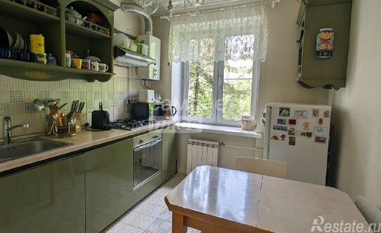 Продажа 3-комн квартиры на вторичном рынке Кутузовский пр-кт,  д. 63