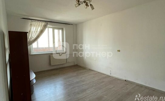 Продажа 1-комн квартиры на вторичном рынке Яхтенная улица,  д. 42