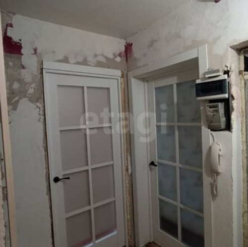 4-комн квартира ул Танкиста Хрустицкого,  д. 17