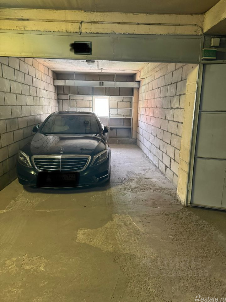 Аренда гаража ул Академика Челомея,  д. 3,  к. 1