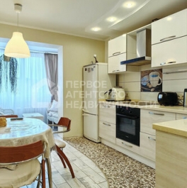 Продажа 3-комн квартиры на вторичном рынке Серпухов, Красный переулок,  д. 4